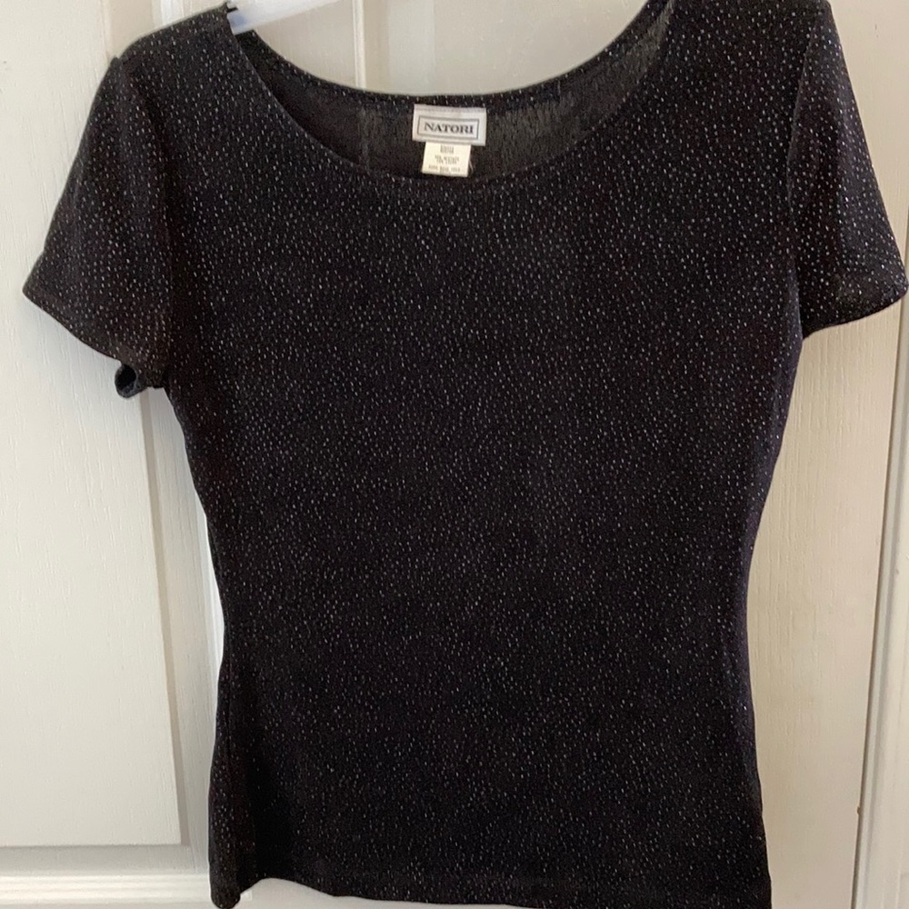 FINAL MARKDOWN Ladies’ Sparkly Natori Top (M)